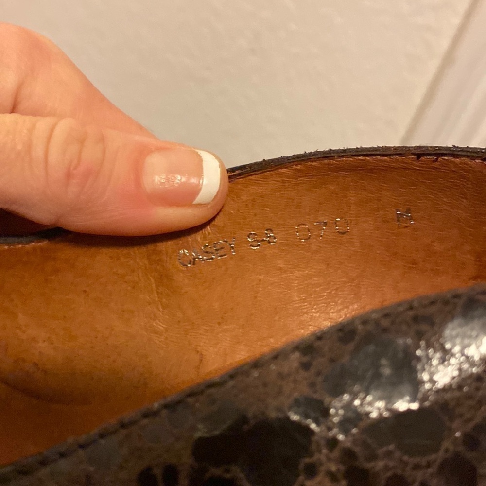 🎉HP Donald J Pliner Leather Shoes Sz 7, TwoTone Brown, chunky 4” “Casey” - Picture 16 of 17